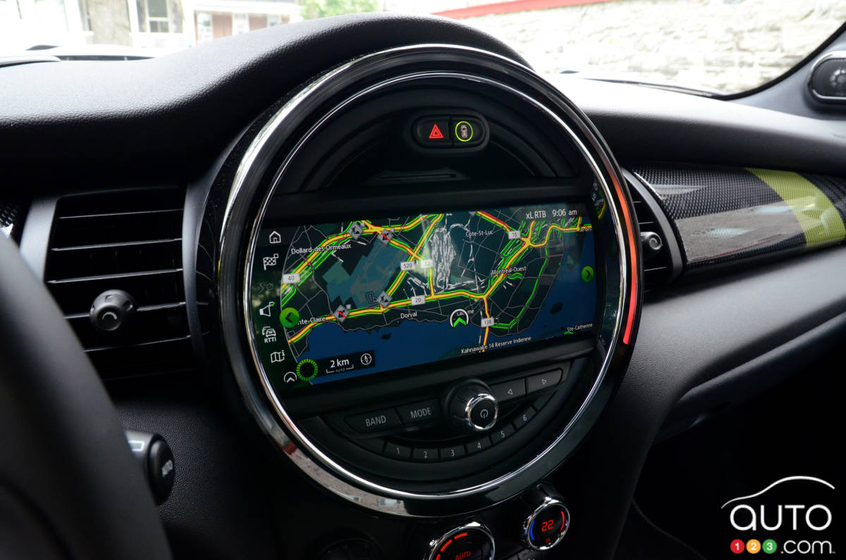 Mini Cooper SE 2021, écran de tableau de bord